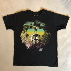 Rainbow Lion Wearing Sun Glasses Graphic Tee